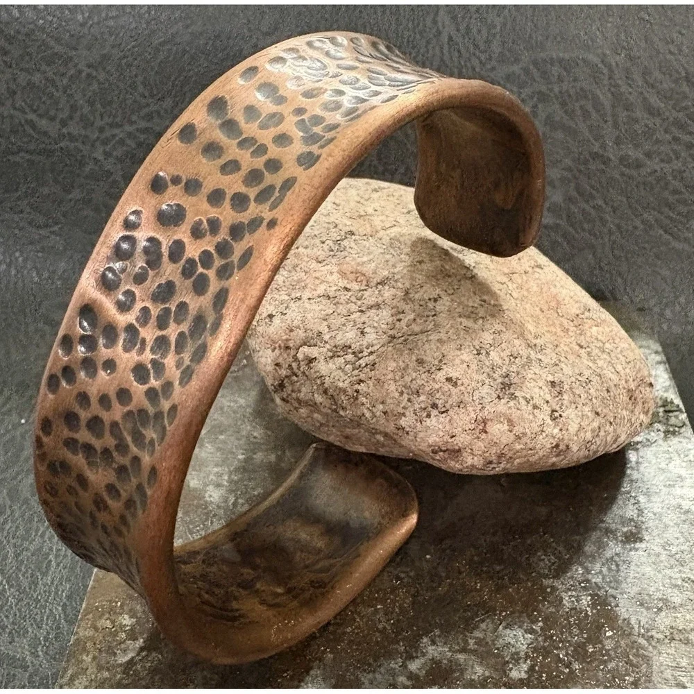 Brutalist Modernist Men's Dimple Hammered Thick Pure Copper Cuff Bracelet Viking - Picture 8 of 9